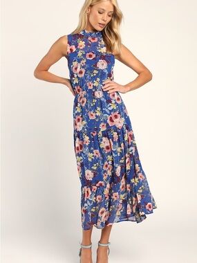 NWOT Lulus In My Dreams Blue Floral Print Midi Dress M